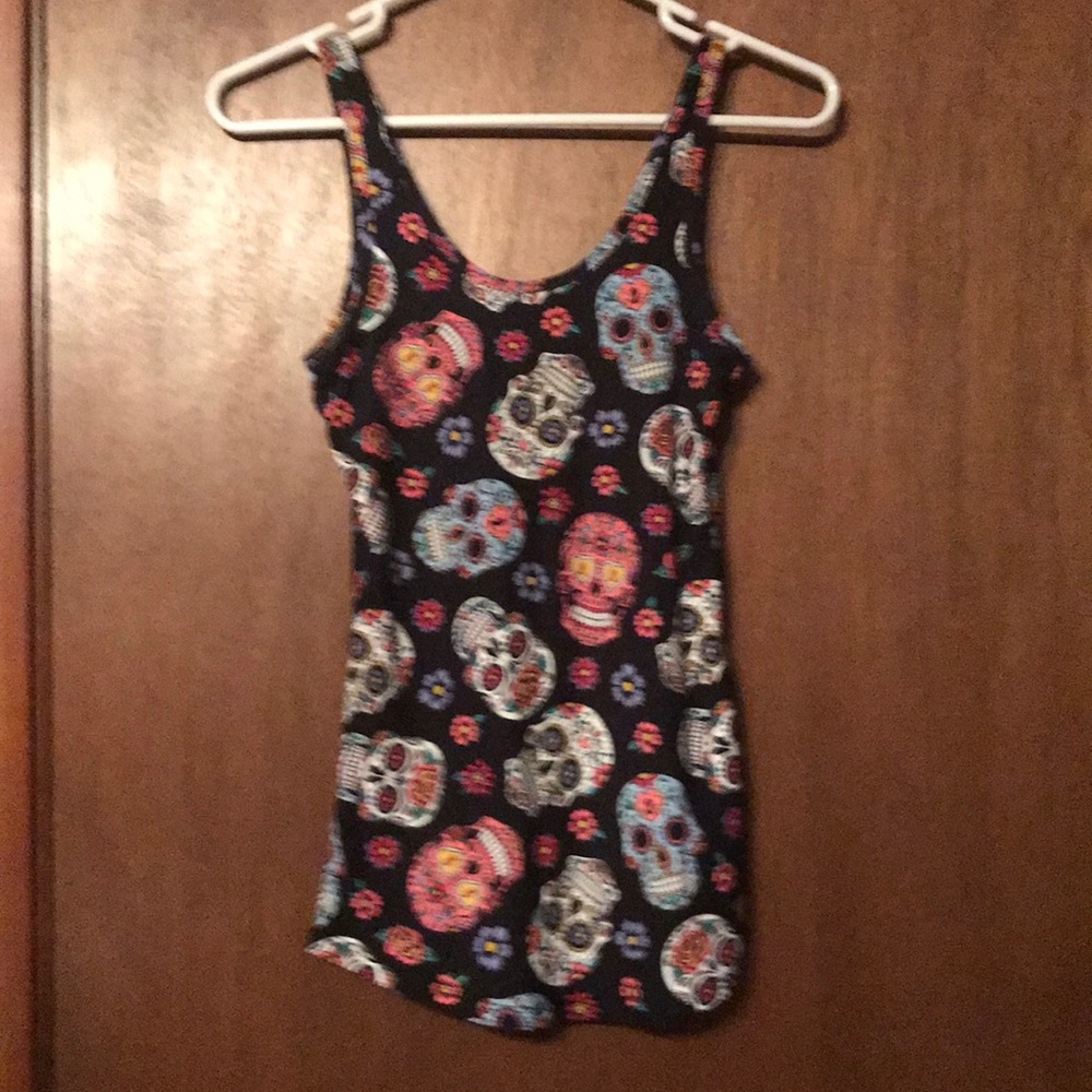 Skull Tank